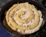 Foto del paso 8 de la receta: Tarta de manzana y crema con piñones sin gluten