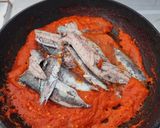 Foto langkah ke 4 dari resep Tumis Pedas Ikan Layang Kemangi.