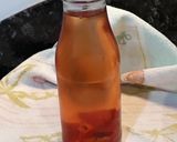 Foto del paso 2 de la receta Infusión de te verde con fresas