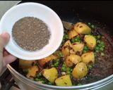 A picture of step 4 of Nargisi Pulao(Egg Pulao).