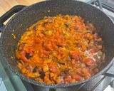 Une image de l'étape 11 de Bœuf aux tomates, carottes, oignons rouges et épices (avec pains paratha).