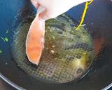 รูปขั้นตอนการทำที่ 7 ของ Salmon garlic honey lemon spaghetti