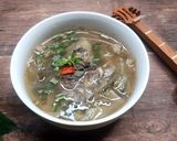 Hình bước làm 2 của món Canh hàu nấu cải chua