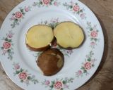 A picture of step 1 of Smashed potato.
