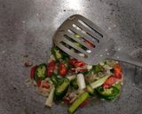 Foto langkah ke 2 dari resep Tumis Tongkol.