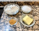 Foto del paso 1 de la receta: Pastel de mantequilla, naranja y plátano, con cobertura crujiente