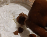 Foto del paso 9 de la receta: Mousse de piloncillo rellena de jelly de tejocote y guayaba