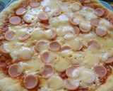 Foto langkah ke 8 dari resep Pizza sosis teflon.