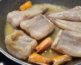 Foto del paso 2 de la receta: Zarzuela de rape con almejas y langostinos