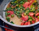 A picture of step 4 of Tandoori Bhindi.