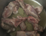 Foto del paso 1 de la receta: Fideos con costillas al vino tinto