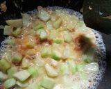 Foto langkah ke 4 dari resep Sayur oyong pakai telur dan ebi.