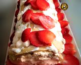 A picture of step 3 of Swiss Roll Cake.