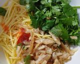 Hình bước làm 2 của món Gỏi xoài cá khô