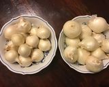 A picture of step 1 of California Farm Creamed Pearl and Boiler Onions.