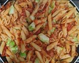 A picture of step 6 of Tuna and broccoli pasta bake.