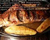 Foto del paso 5 de la receta Paletilla de cordero al horno, con mantequilla y romero