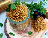 A picture of step 6 of Aloo phudina sev or Mint Potato Slims.