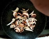 A picture of step 1 of My Peppered Rump Steak with chilli flavoured Mushroom + Onion 🥰.