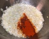 Savanyú krumplifőzelék tejföllel recept fázis 2 fotója