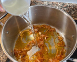 Foto del paso 3 de la receta: Espaguetis Caldosos Diverxo (almejas, coco, piparras, lima)