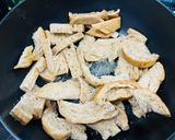 Hình bước làm 3 của món Sandwich bơ thảo mộc