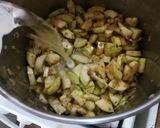 Cukkini krémleves kolbásszal recept fázis 4 fotója