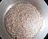 A picture of step 1 of Pearl Barley Khichdi.