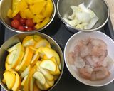 Foto langkah ke 1 dari resep Tumis zucchini.