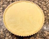 A picture of step 8 of Cake Filled with Special Christmas Cream.
