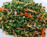 Foto langkah ke 3 dari resep Tumis Kering Pedas Kacang Panjang Teri Medan.