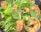 รูปขั้นตอนการทำที่ 5 ของ กุ้งอบวุ้นเส้น เห็ดรวม