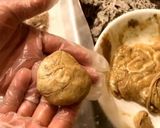 A picture of step 2 of Tahini taffy حلاوه خضر الياس.