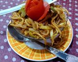 चटपटी वेज नूडल्स (Chatpati veg noodles recipe in hindi) रेसिपी चरण 5 फोटो