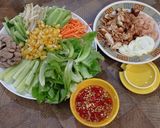 Foto langkah ke 1 dari resep Salad Spring Roll.