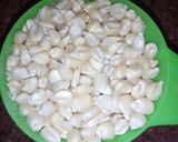 A picture of step 1 of Maize and millet kunu.