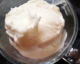 A picture of step 3 of Italian Affogato Coffee Ice cream.