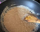 A picture of step 3 of Adu paak (ginger fudge).