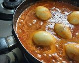 A picture of step 10 of Nagpuri Spicy sawji masala egg curry.