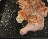 Foto del paso 1 de la receta: Cuarto de Pollo Asado con Mollejas Crocantes con Puré de Papas
