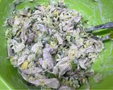 Foto del passaggio 4 della ricetta Insalata di pollo