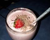 Foto del paso 7 de la receta: Licuado helado de frutilla