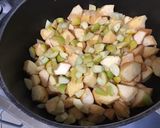 Une image de l'étape 5 de Compote de pommes, banane et coings du Japon au jus de prunes.