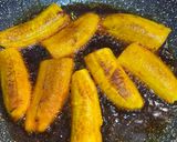 A picture of step 6 of Red velvet pancakes w/ fried plantains 😃.