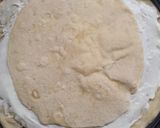 ચીઝ ક્રસ્ટ પીઝા (Cheese Crust Pizza Recipe in Gujarati) રેસીપી સ્ટેપ2ફોટો