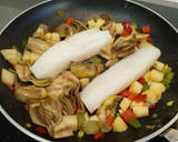 Foto del paso 4 de la receta: Bacalao sobre camita de verduras