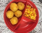 Foto langkah ke 2 dari resep Bola-bola nasi keju (bekal anak sekolah).