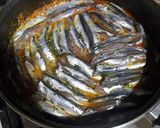 Foto del paso 18 de la receta Cazuela de boquerones en salsa de tomates negros