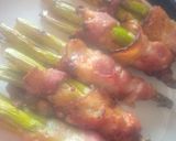 A picture of step 6 of Cheesy Bacon-Wrapped Asparagus Twisters.