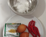 Foto langkah ke 1 dari resep #42. Telur Dadar Kelapa Parut.